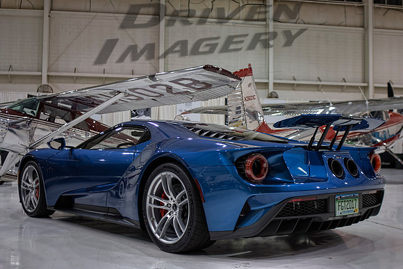 2017 Ford GT - 2