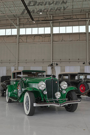 1932 Auburn 12-160A Phaeton Sedan - 2