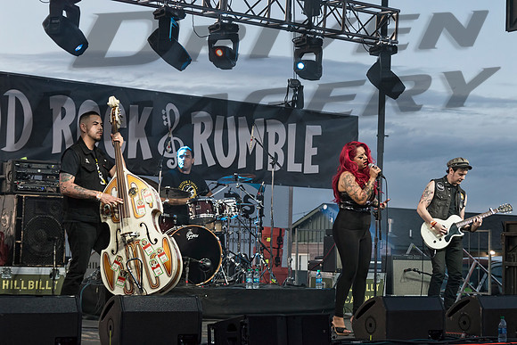 The Rythm Shakers on the Main Stage - 1