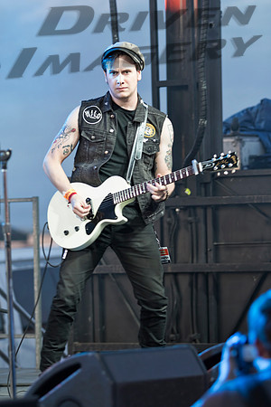 The Rythm Shakers on the Main Stage - 6