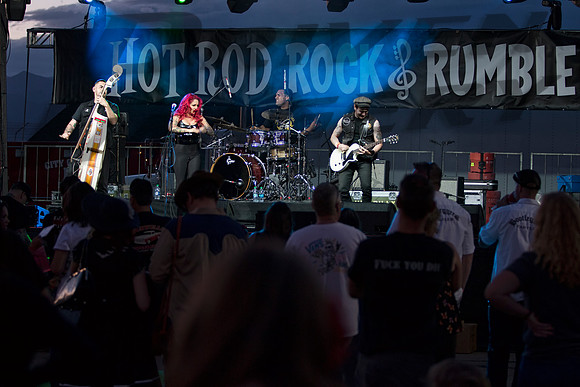 The Rythm Shakers on the Main Stage - 14