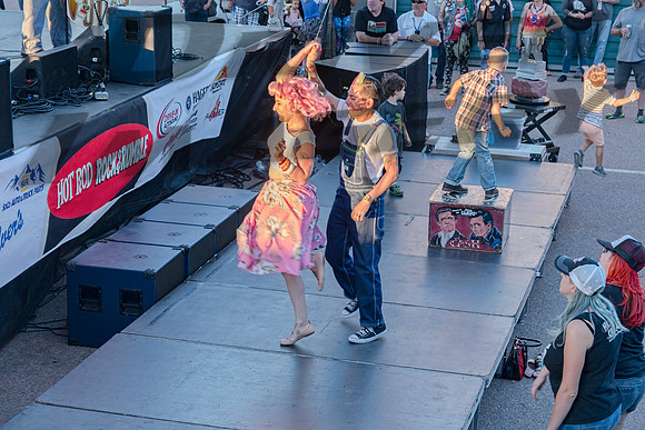 Dancing to Hillbilly Casino - 11