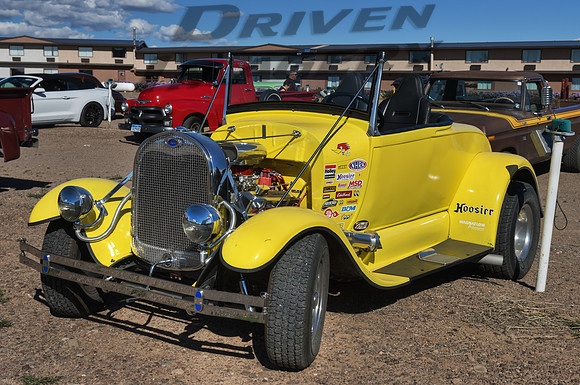 1932 Ford Roadster - 2
