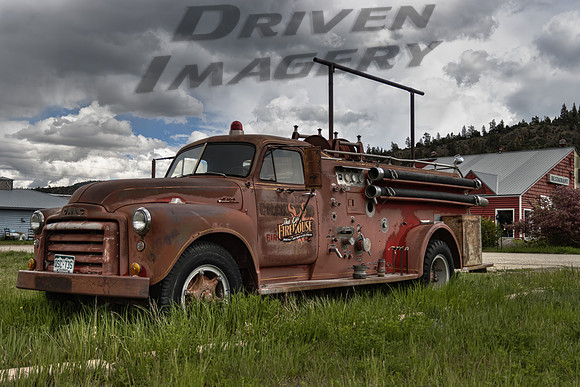 1948 GMC Pumper Firetruck at Candies Firehouse Restaurant - 1