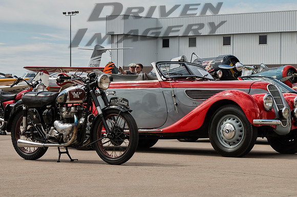 1950 Matchless G9 & 1937 BMW 327-28 - 1