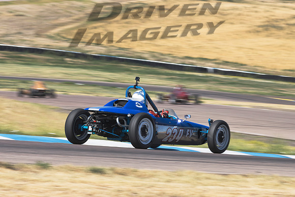 234 Nick Hill - 1967 Beach Formula Vee FVC - 1