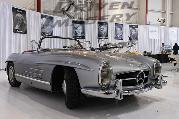 Mercedes Benz 300SL Roadster - 1
