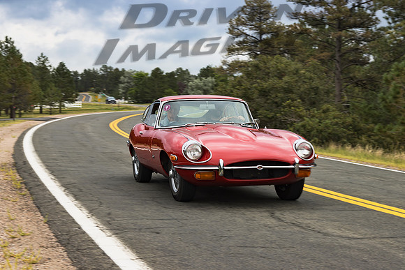 1970 Jaguar E-Type SII FHC Coupe - 1