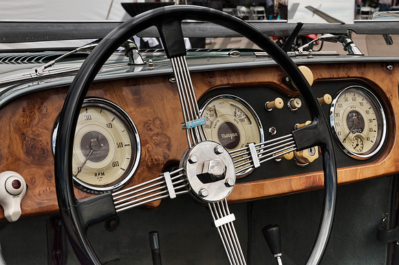 1958 Morgan Plus 4 Dashboard - 1