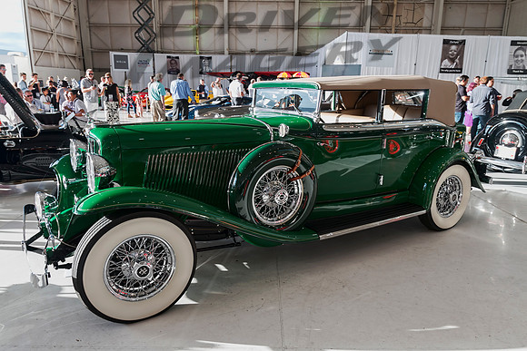 1932 Auburn 12-160A Phaeton Sedan - 3