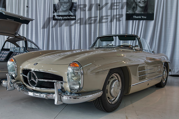 1957 Mercedes-Benz 300SL Roadster - 1