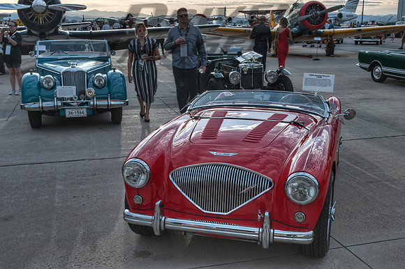 1956 Austin Healey 100M & 1950 Riley RMC - 2