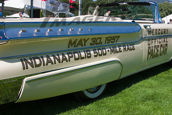 1957 Mercury Turnpike Cruiser - 01