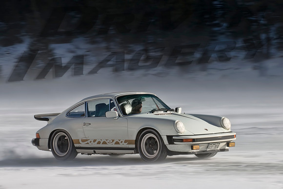 Porsche 911 Carrera - White & Gold - 2
