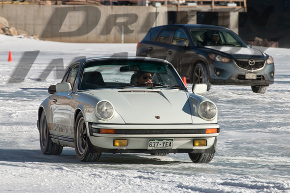 Porsche 911 Carrera - White & Gold - 6