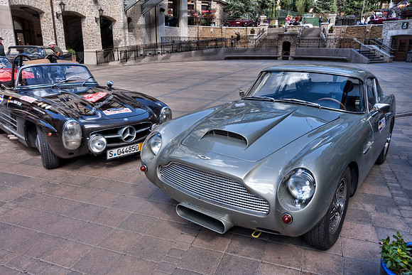 91 Bruce McCaw - 1961 Aston Martin DB4GT & 121 Mike Kunz - 1962 Mercedes Benz 300SL Roadster - 1