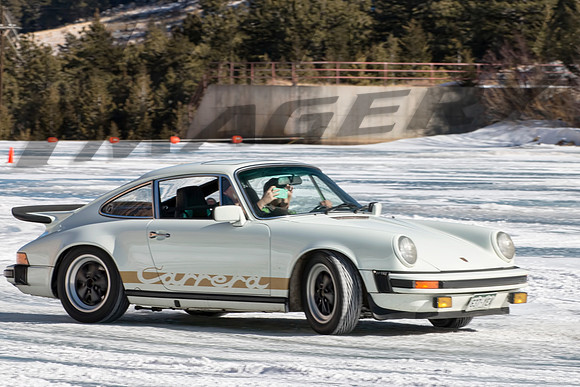 Porsche 911 Carrera - White & Gold - 21