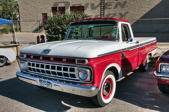 1965 Ford F100 Custom Cab