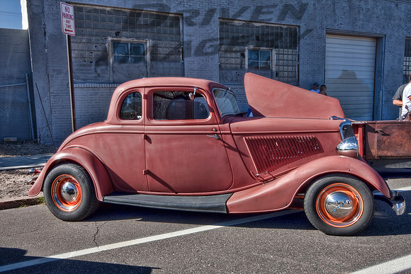 1934 Ford 5-Window Coupe - Flat Primer Red
