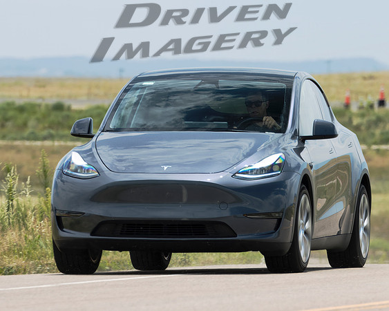 Tesla Model Y - 2