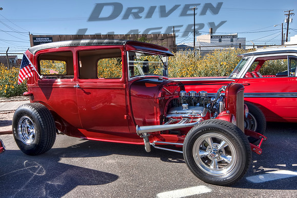 1932 Ford Tudor Sedan Hot Rod