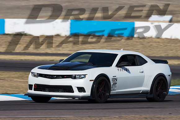 Chevrolet Camaro Z28 - White - 1