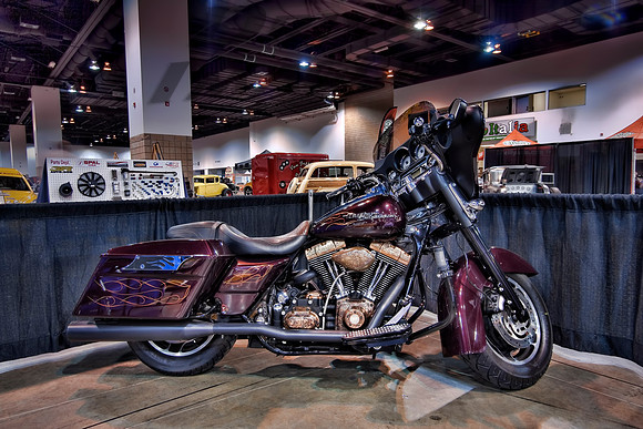 Custom Harley Davidson - Pinstripes - Engraving - Tooled Leather Seat