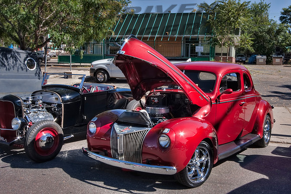 1940 Ford Standard Coupe - Red