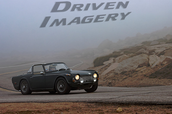 Triumph TR 250 - 6