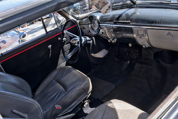 1950 Chevrolet Sedan - Black & Red - 3