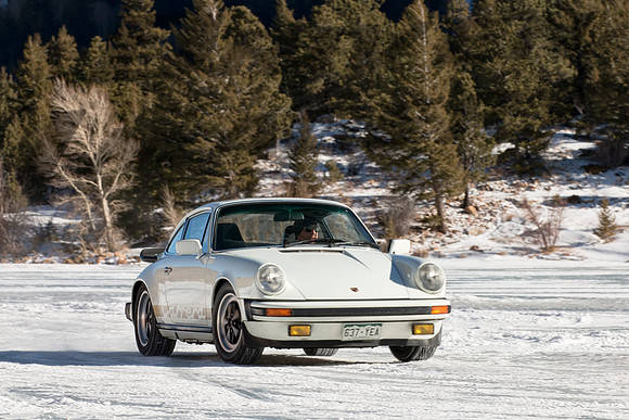 Porsche 911 Carrera - White & Gold - 7