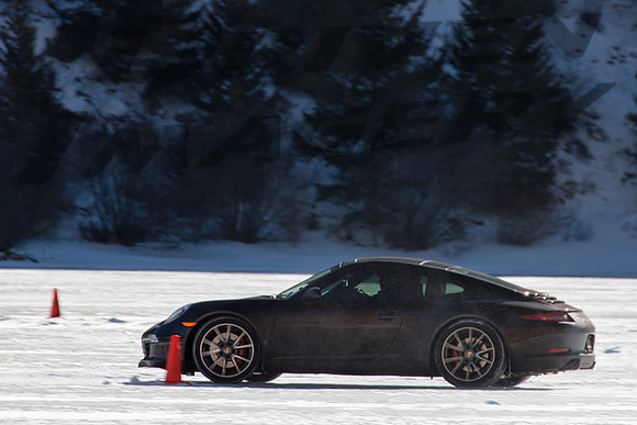 2015 Porsche 911 Carrera S - 2