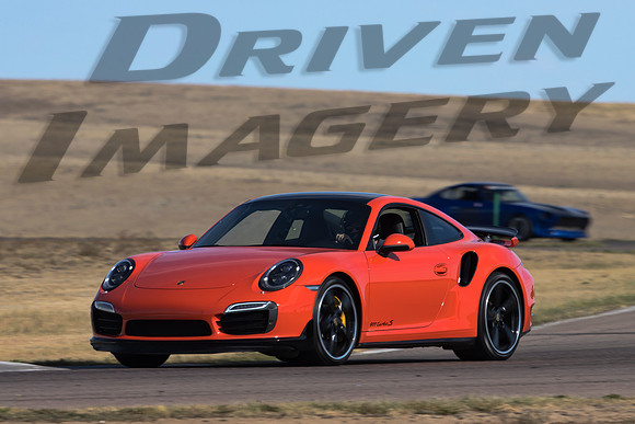Porsche 911 Turbo S - Orange - 3